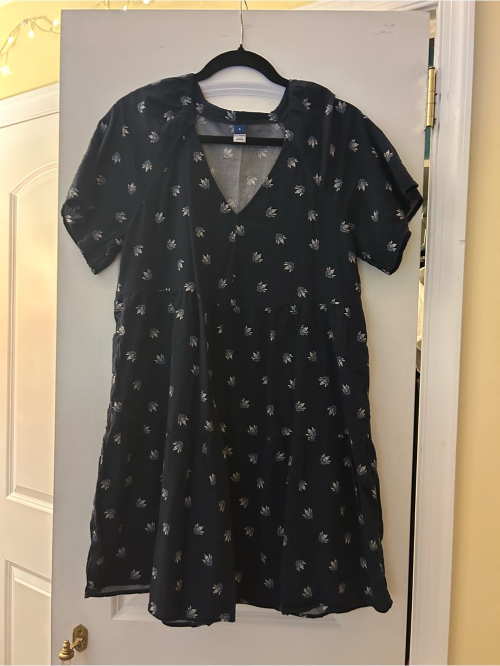 OLD NAVY Navy Blue Midi Dress with White Floral Print